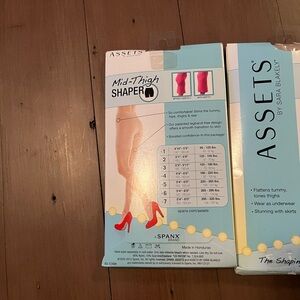 ASSETS by Sara Blakely Nude Mid-Thigh Shaper